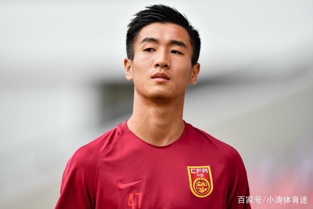 李雯雯在亚运会举重86公斤以上级决赛中赢得金牌
